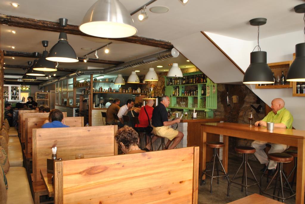 Hostal Kukia نويا المظهر الخارجي الصورة